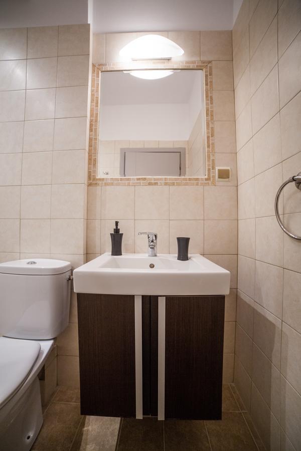 Enpy Aparthotel Finikounta Eksteriør bilde